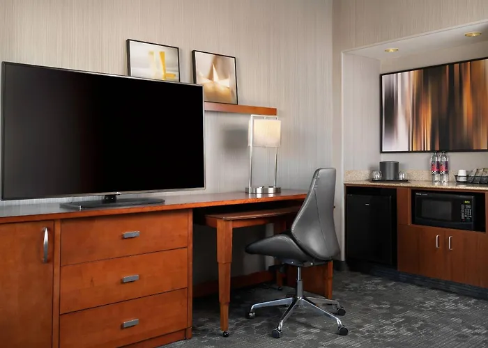 Courtyard By Marriott Phoenix Mesa