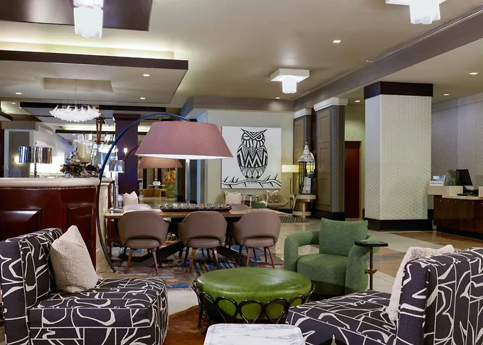 Renaissance Phoenix Downtown Hotel