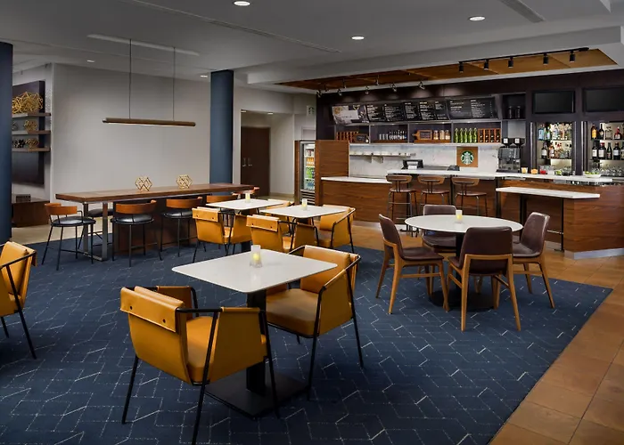 Courtyard By Marriott Phoenix Mesa Gateway Airport